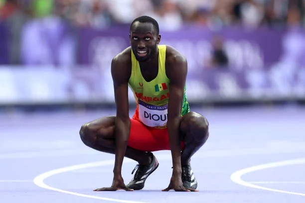 JO 2024 : Cheikh Tidiane Diouf se rattrape et se qualifie pour les demi-finales du 400m !